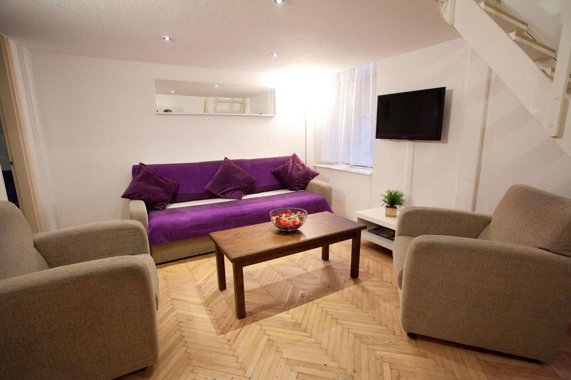 Budapest Easy Flat Opera Extérieur photo