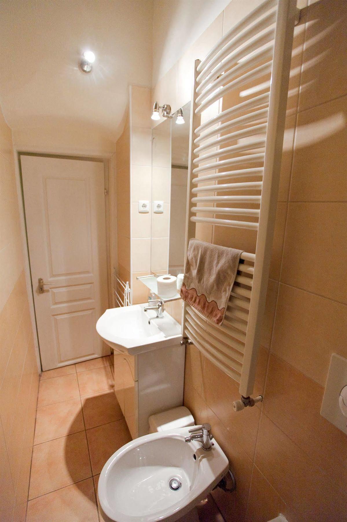 Budapest Easy Flat Opera Extérieur photo