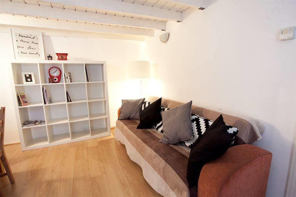 Budapest Easy Flat Opera Extérieur photo